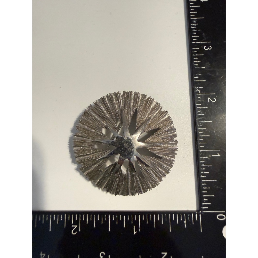 Vintage JJ Jonette Jewelry Silver Tone Starburst Sunburst Round Pin Brooch